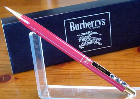 ☆貴重な廃盤！Burberrys’of LONDONバーバリーシャープペンシルレッド0.5mm！byぺんてる☆ - パーカー PARKER 等