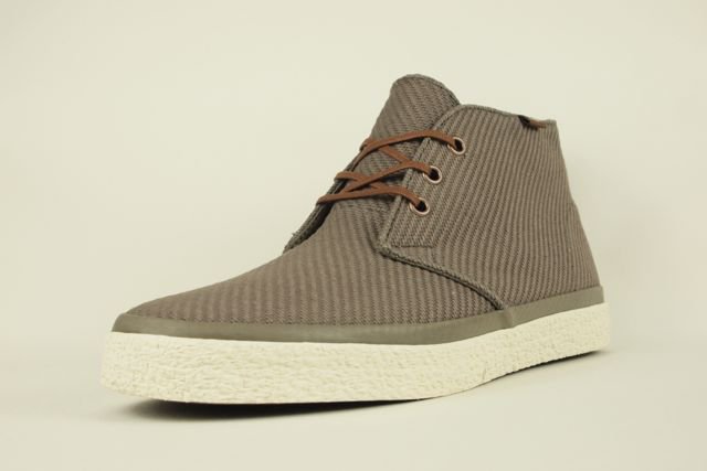 vans chukka decon