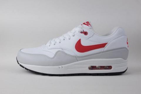 NIKE AIR MAX 1 LTR WHITE/UNIVERSITY RED 