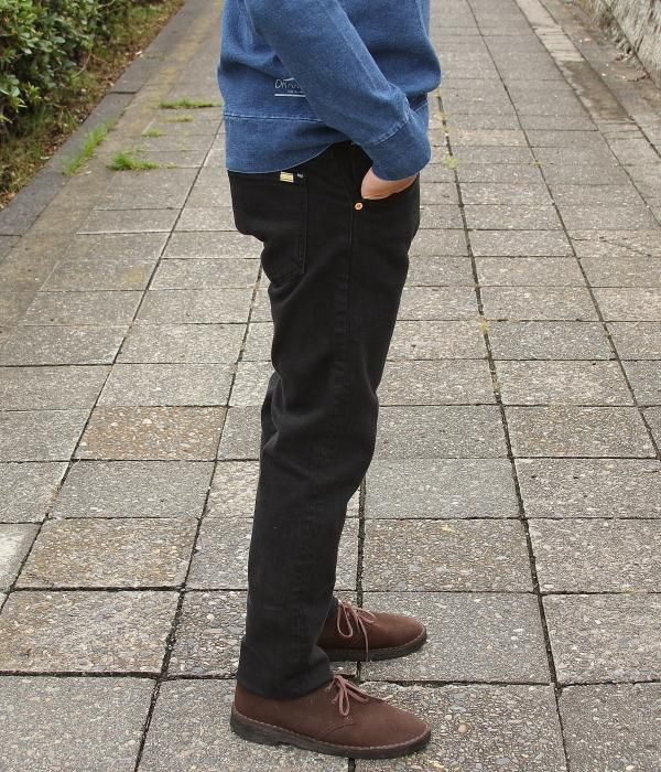 STRETCH DENIM BLACK DYE PEG SLIM JEANS