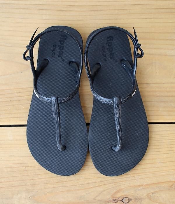 <img class='new_mark_img1' src='//img.shop-pro.jp/img/new/icons5.gif' style='border:none;display:inline;margin:0px;padding:0px;width:auto;' />Fipper beach sandals STRAPPY