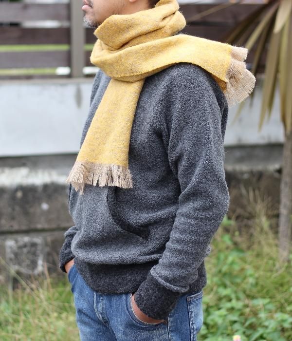 <img class='new_mark_img1' src='//img.shop-pro.jp/img/new/icons5.gif' style='border:none;display:inline;margin:0px;padding:0px;width:auto;' />【GUILLAUMOND】 MUFFLER
