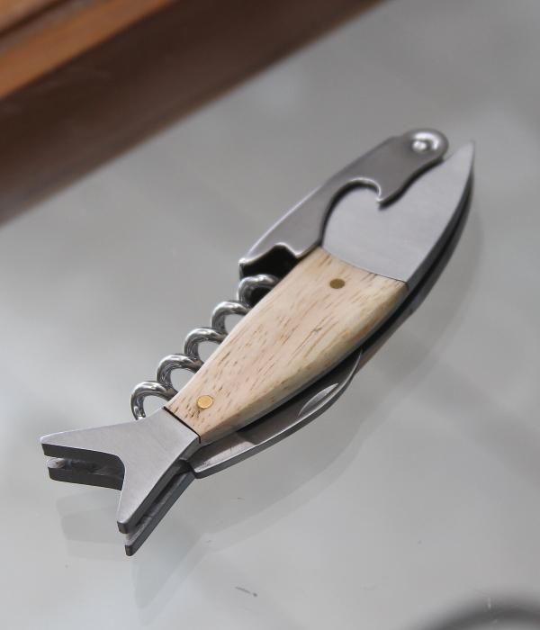 <img class='new_mark_img1' src='//img.shop-pro.jp/img/new/icons5.gif' style='border:none;display:inline;margin:0px;padding:0px;width:auto;' />FISH SOMMELIER KNIFE