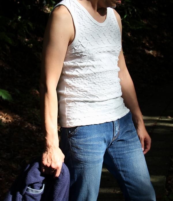 <img class='new_mark_img1' src='//img.shop-pro.jp/img/new/icons5.gif' style='border:none;display:inline;margin:0px;padding:0px;width:auto;' />
JACQUARD TANK-TOP
