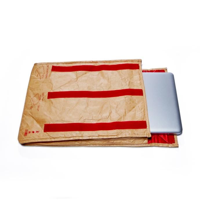 Other Brands Luckies / Undercover Laptop Sleeve アンダーカバー ラップトップ スリーブ - 15インチ<img class='new_mark_img2' src='//img.shop-pro.jp/img/new/icons47.gif' style='border:none;display:inline;margin:0px;padding:0px;width:auto;' /> 02