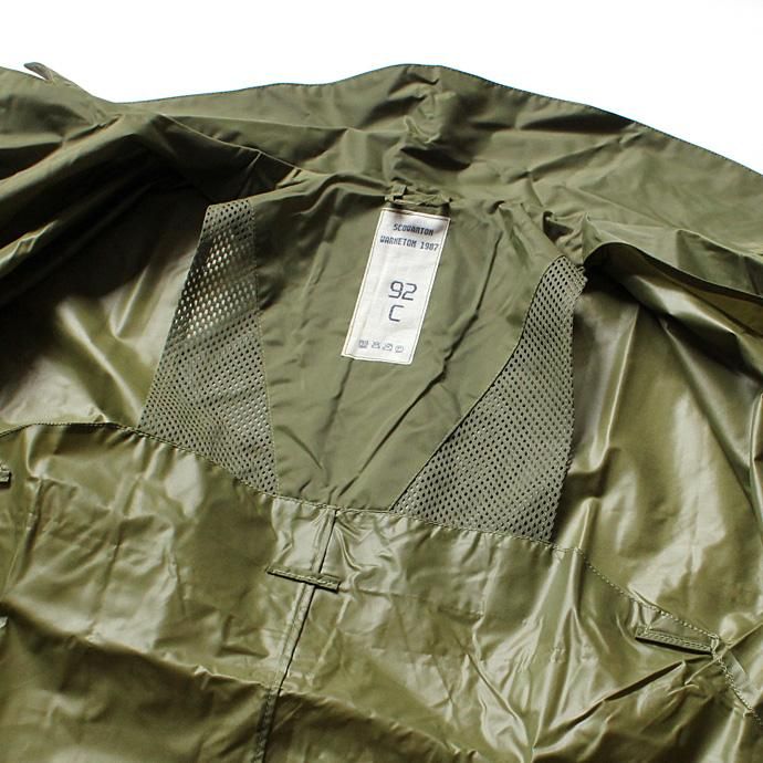 103434649 French Army Rain Coat フランス軍 デッドストック レインコート<img class='new_mark_img2' src='//img.shop-pro.jp/img/new/icons47.gif' style='border:none;display:inline;margin:0px;padding:0px;width:auto;' /> 02