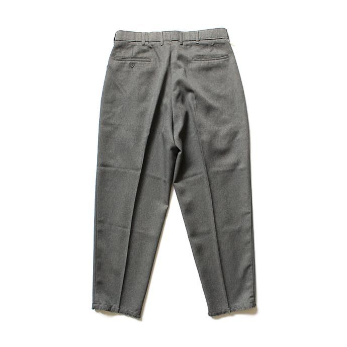 104322771 Hexico / Deformer 1-Tuck Cut Off Pants - Ex. Action Slacks リメイクスラックス - Grey<img class='new_mark_img2' src='//img.shop-pro.jp/img/new/icons47.gif' style='border:none;display:inline;margin:0px;padding:0px;width:auto;' /> 02