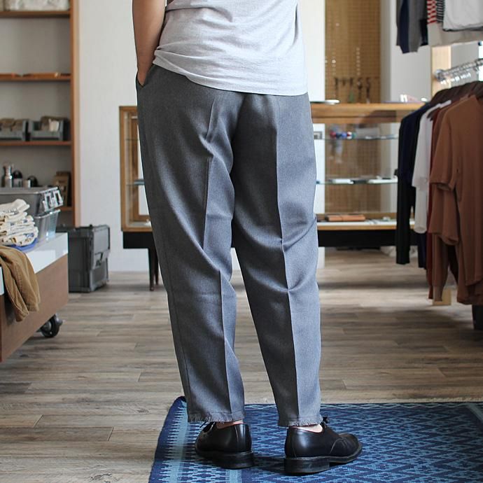 104322771 Hexico / Deformer 1-Tuck Cut Off Pants - Ex. Action Slacks リメイクスラックス - Grey<img class='new_mark_img2' src='//img.shop-pro.jp/img/new/icons47.gif' style='border:none;display:inline;margin:0px;padding:0px;width:auto;' /> 02