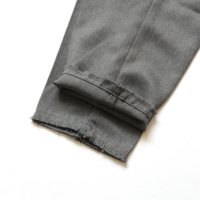 104322771 Hexico / Deformer 1-Tuck Cut Off Pants - Ex. Action Slacks リメイクスラックス - Grey<img class='new_mark_img2' src='//img.shop-pro.jp/img/new/icons47.gif' style='border:none;display:inline;margin:0px;padding:0px;width:auto;' /> 02