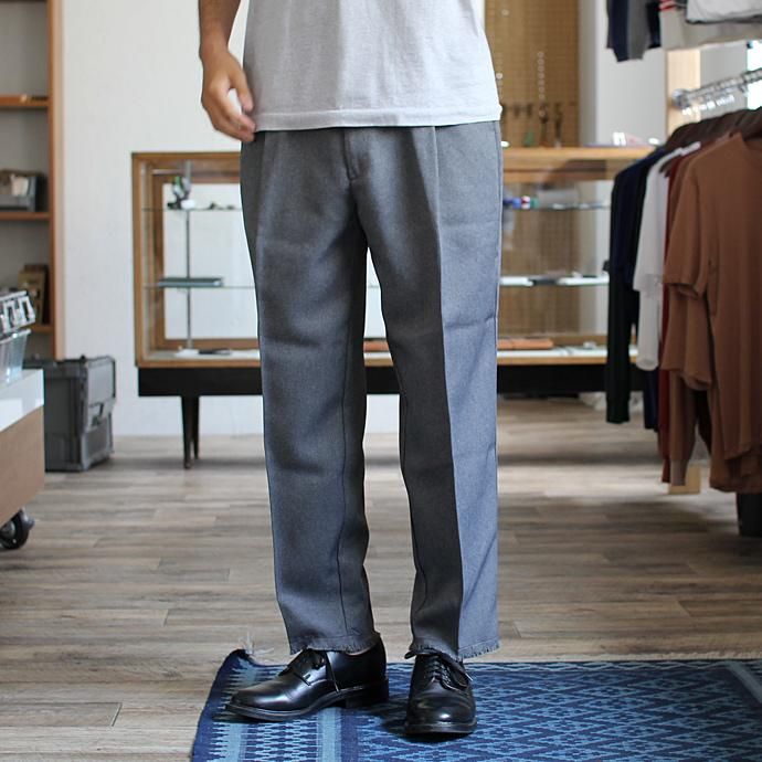 104322771 Hexico / Deformer 1-Tuck Cut Off Pants - Ex. Action Slacks リメイクスラックス - Grey<img class='new_mark_img2' src='//img.shop-pro.jp/img/new/icons47.gif' style='border:none;display:inline;margin:0px;padding:0px;width:auto;' /> 02