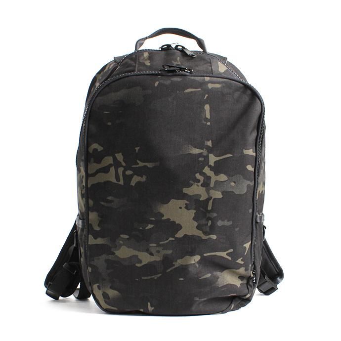 DEFY BAGS DEFY BAGS / Bucktown Pack - Rogue Camo バックタウンパック ローグカモ コーデュラナイロン<img class='new_mark_img2' src='//img.shop-pro.jp/img/new/icons47.gif' style='border:none;display:inline;margin:0px;padding:0px;width:auto;' /> 01