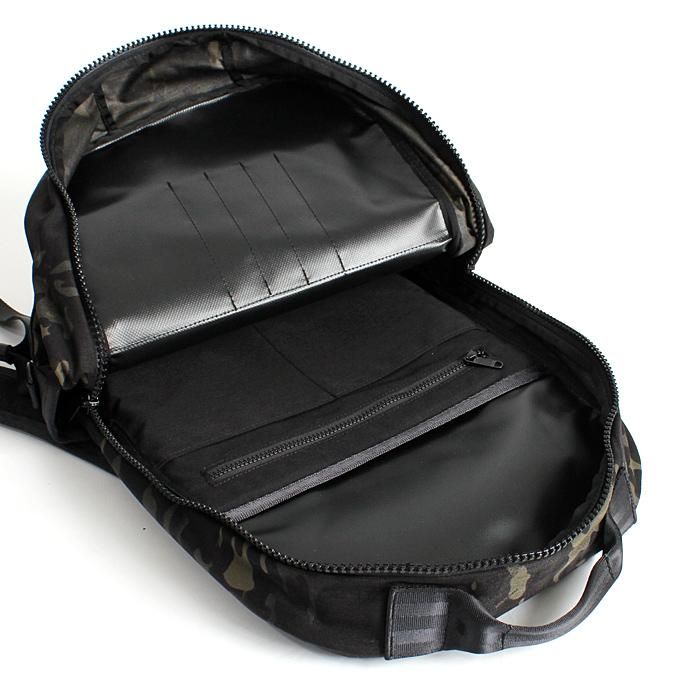 DEFY BAGS DEFY BAGS / Bucktown Pack - Rogue Camo バックタウンパック ローグカモ コーデュラナイロン<img class='new_mark_img2' src='//img.shop-pro.jp/img/new/icons47.gif' style='border:none;display:inline;margin:0px;padding:0px;width:auto;' /> 02
