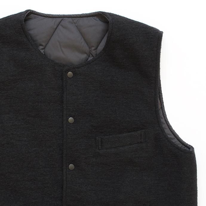 107226174 STILL BY HAND / シンサレート中綿入りリバーシブルベスト VE0363 - 全2色 02