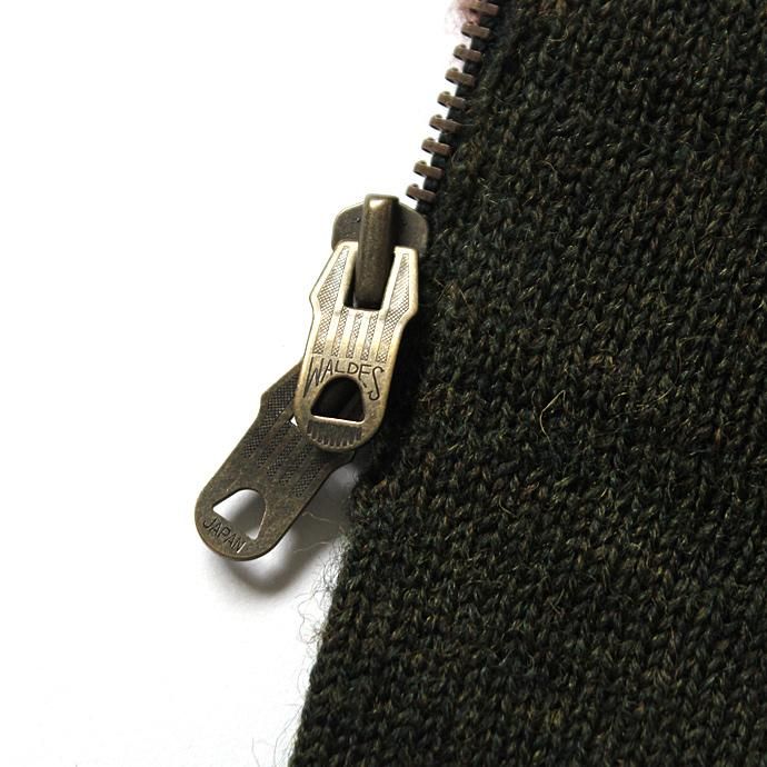 comm. arch. Zipped Downy Vest - Forest Green ジップフロント ニットベスト グリーン<img class='new_mark_img2' src='//img.shop-pro.jp/img/new/icons47.gif' style='border:none;display:inline;margin:0px;padding:0px;width:auto;' /> 02