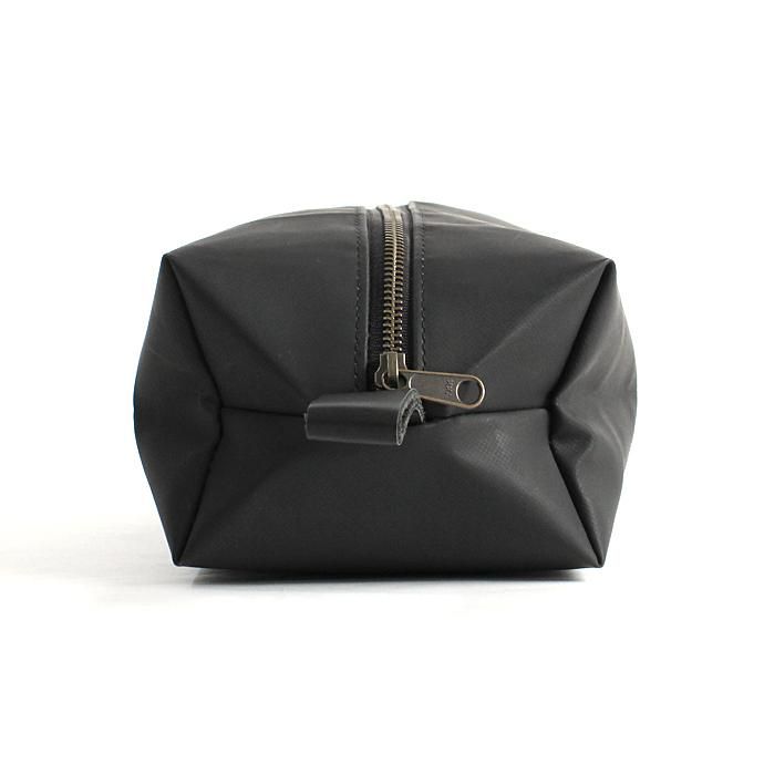 DEFY Dopp Kit バッグインバッグ 全6素材<img class='new_mark_img2' src='//img.shop-pro.jp/img/new/icons47.gif' style='border:none;display:inline;margin:0px;padding:0px;width:auto;' /> 02