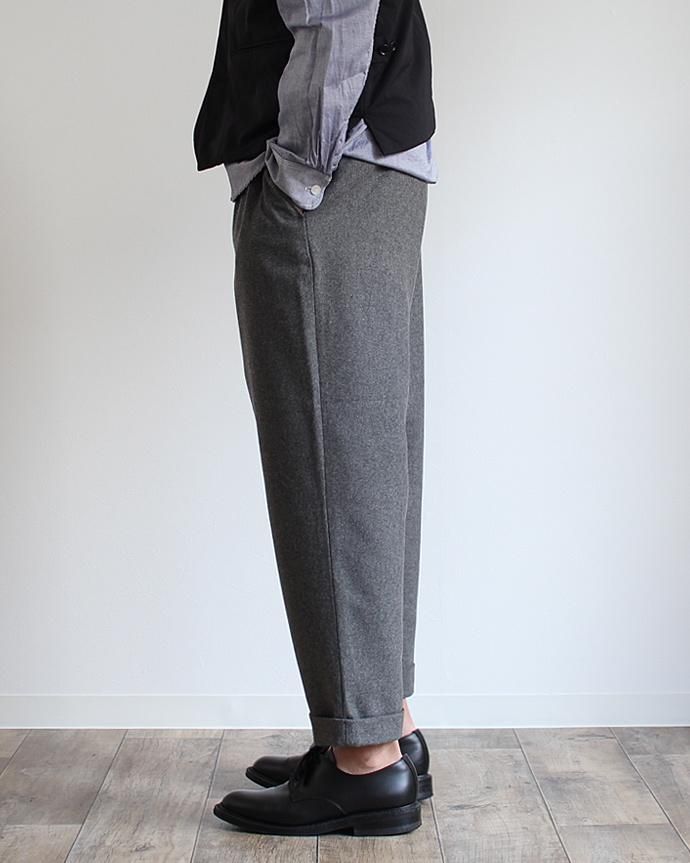 108690656 CEASTERS / 2 Pleats Wool Trousers 2タックウールパンツ グレー 02