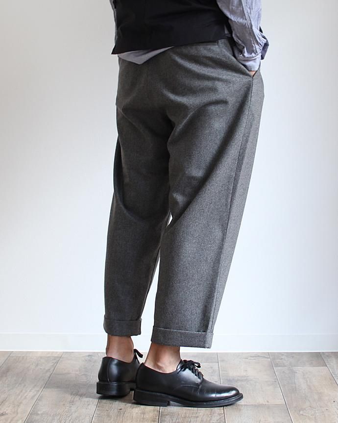 108690656 CEASTERS / 2 Pleats Wool Trousers 2タックウールパンツ グレー 02