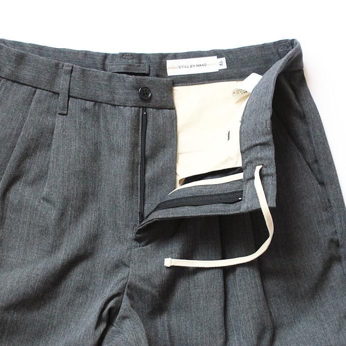 109341186 STILL BY HAND / 2タックウールパンツ PT0664 チャコールグレー<img class='new_mark_img2' src='//img.shop-pro.jp/img/new/icons47.gif' style='border:none;display:inline;margin:0px;padding:0px;width:auto;' /> 02