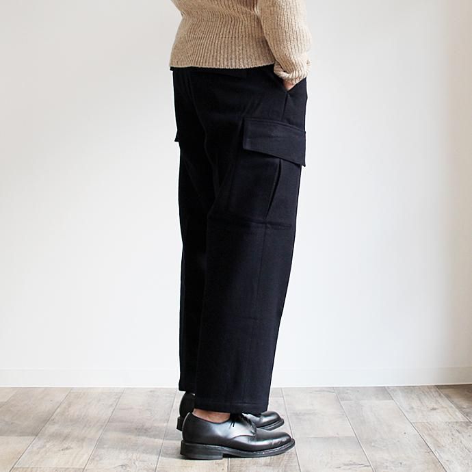 109478423 STILL BY HAND / ウールメルトン カーゴパンツ PT0564 全2色<img class='new_mark_img2' src='//img.shop-pro.jp/img/new/icons47.gif' style='border:none;display:inline;margin:0px;padding:0px;width:auto;' /> 02