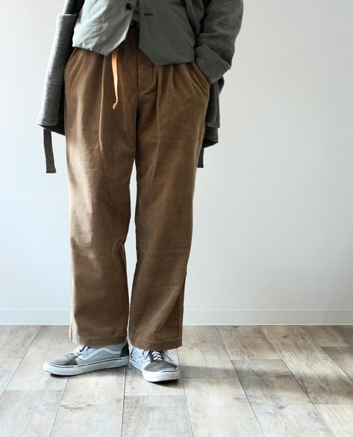 O- O-(オー)/ EASY CORDS コーデュロイ イージーパンツ ベージュ<img class='new_mark_img2' src='//img.shop-pro.jp/img/new/icons47.gif' style='border:none;display:inline;margin:0px;padding:0px;width:auto;' /> 02