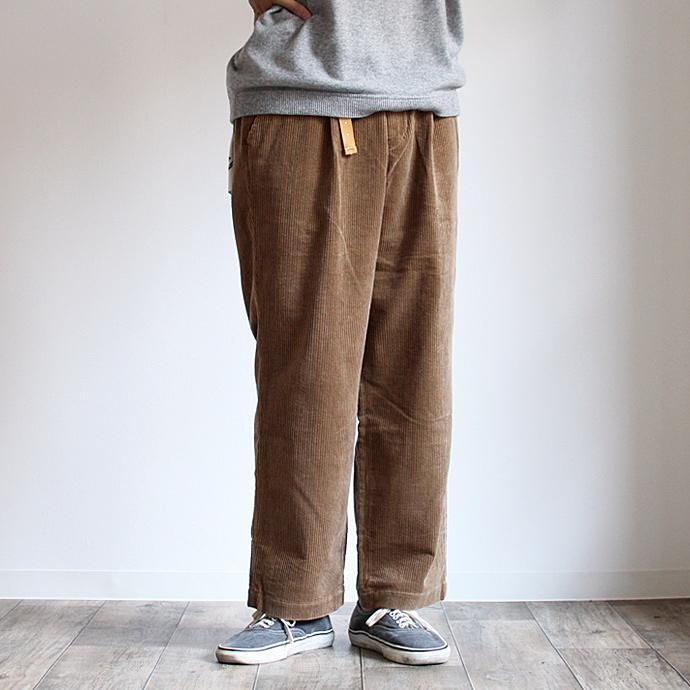 O- O-(オー)/ EASY CORDS コーデュロイ イージーパンツ ベージュ<img class='new_mark_img2' src='//img.shop-pro.jp/img/new/icons47.gif' style='border:none;display:inline;margin:0px;padding:0px;width:auto;' /> 02