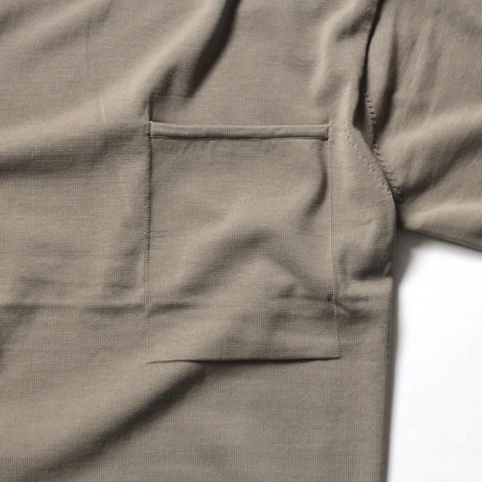 crepuscule crepuscule / Pocket Knit S/S 1701-010 - Brown ショートスリーブポケットニット ブラウン<img class='new_mark_img2' src='//img.shop-pro.jp/img/new/icons47.gif' style='border:none;display:inline;margin:0px;padding:0px;width:auto;' /> 02