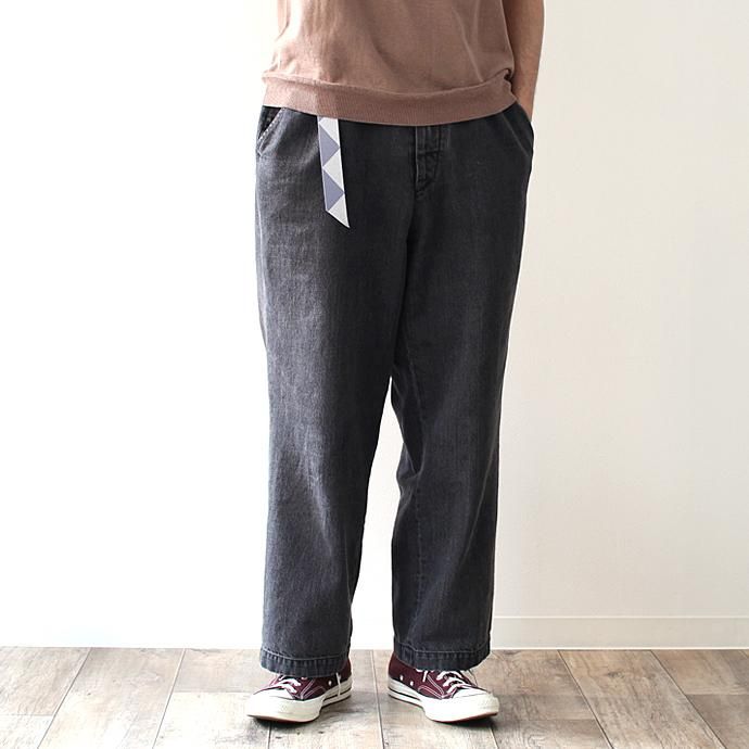 117815811 O-(オー)/ LOOSE DENIM FB ブラックデニムパンツ O-W-02B Grey<img class='new_mark_img2' src='//img.shop-pro.jp/img/new/icons47.gif' style='border:none;display:inline;margin:0px;padding:0px;width:auto;' /> 01