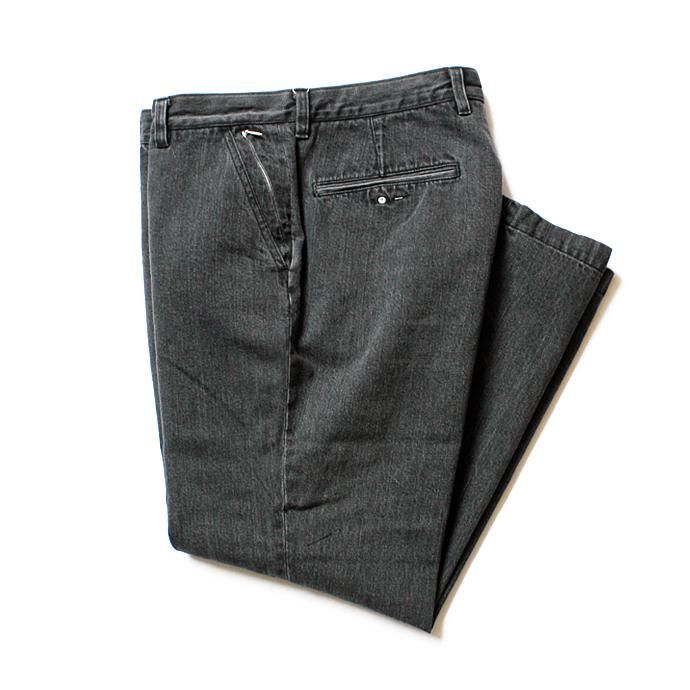 117815811 O-(オー)/ LOOSE DENIM FB ブラックデニムパンツ O-W-02B Grey<img class='new_mark_img2' src='//img.shop-pro.jp/img/new/icons47.gif' style='border:none;display:inline;margin:0px;padding:0px;width:auto;' /> 02