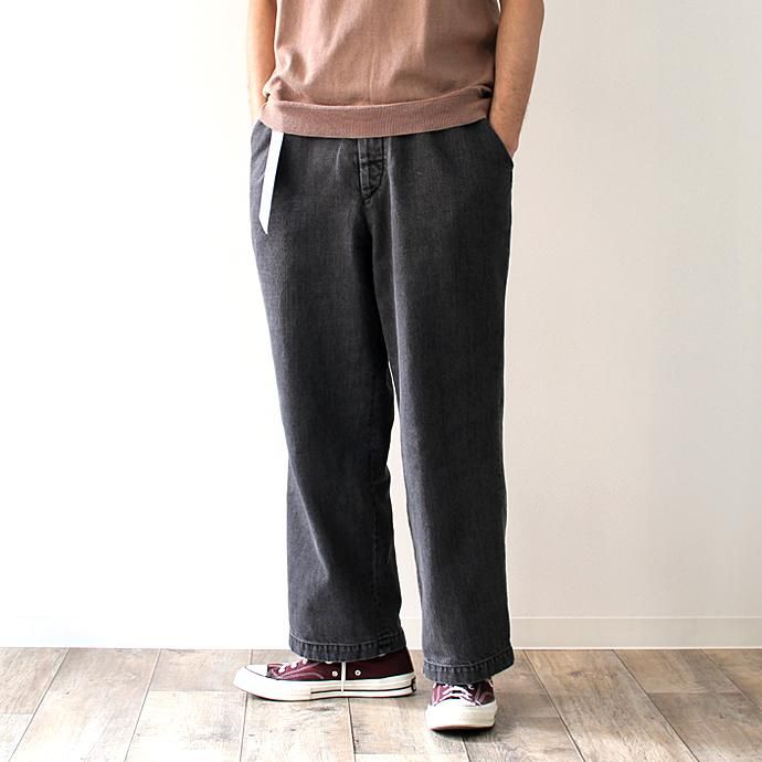 117815811 O-(オー)/ LOOSE DENIM FB ブラックデニムパンツ O-W-02B Grey<img class='new_mark_img2' src='//img.shop-pro.jp/img/new/icons47.gif' style='border:none;display:inline;margin:0px;padding:0px;width:auto;' /> 02