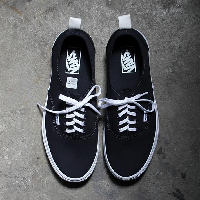 VANS Authentic PT - Navy VN0A38F1NWD ヴァンズ オーセンティックPT ネイビー<img class='new_mark_img2' src='//img.shop-pro.jp/img/new/icons47.gif' style='border:none;display:inline;margin:0px;padding:0px;width:auto;' /> 01