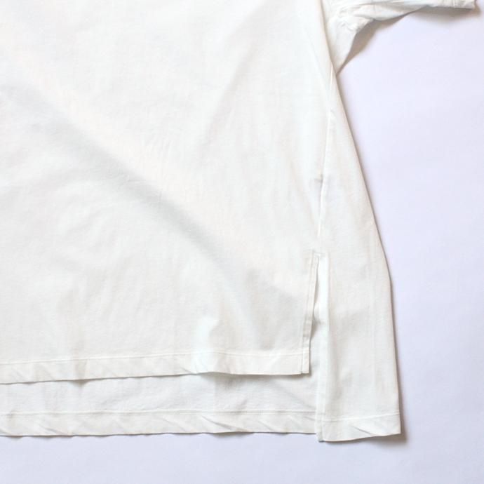 smoothday ユニセックス テクノラマ オーバーサイズ スリットTシャツ SG-T001-004 Off white<img class='new_mark_img2' src='//img.shop-pro.jp/img/new/icons47.gif' style='border:none;display:inline;margin:0px;padding:0px;width:auto;' /> 02