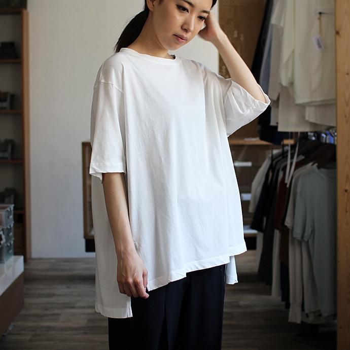 smoothday ユニセックス テクノラマ オーバーサイズ スリットTシャツ SG-T001-004 Off white<img class='new_mark_img2' src='//img.shop-pro.jp/img/new/icons47.gif' style='border:none;display:inline;margin:0px;padding:0px;width:auto;' /> 02