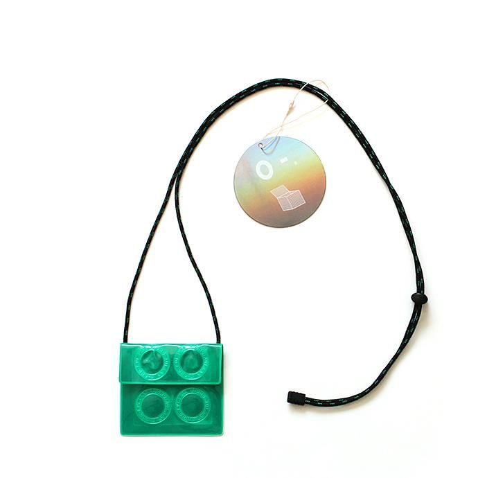 121982284 O-(オー)/ JOY CASE リフレクター素材ケース O-S-07 Green 01