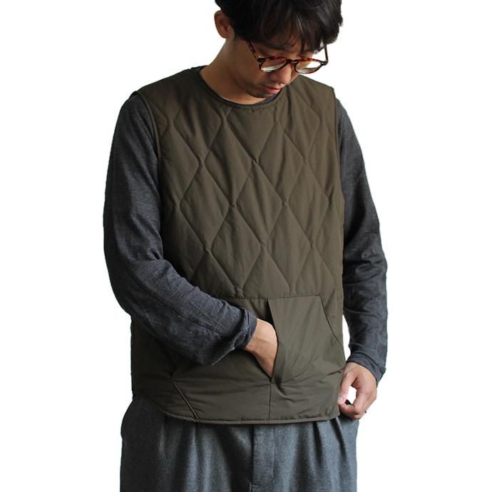 122715770 STILL BY HAND / シンサレート中綿入りプルオーバー風ベスト VE0173 - 全2色<img class='new_mark_img2' src='//img.shop-pro.jp/img/new/icons47.gif' style='border:none;display:inline;margin:0px;padding:0px;width:auto;' /> 02