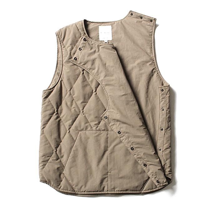 122715770 STILL BY HAND / シンサレート中綿入りプルオーバー風ベスト VE0173 - 全2色<img class='new_mark_img2' src='//img.shop-pro.jp/img/new/icons47.gif' style='border:none;display:inline;margin:0px;padding:0px;width:auto;' /> 02