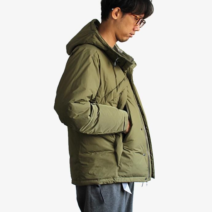 123976783 WISLOM / JOHNNY ダウンジャケット - RUGA Olive<img class='new_mark_img2' src='//img.shop-pro.jp/img/new/icons47.gif' style='border:none;display:inline;margin:0px;padding:0px;width:auto;' /> 02