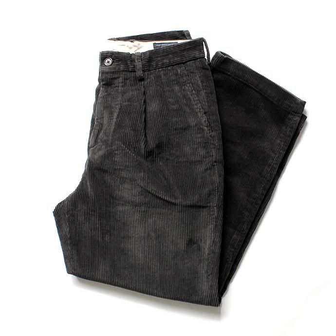 124650064 RICCARDO METHA / One Tuck Wide Trousers Corduroy コーデュロイ ワンタック ワイドパンツ - Grey<img class='new_mark_img2' src='//img.shop-pro.jp/img/new/icons47.gif' style='border:none;display:inline;margin:0px;padding:0px;width:auto;' /> 01