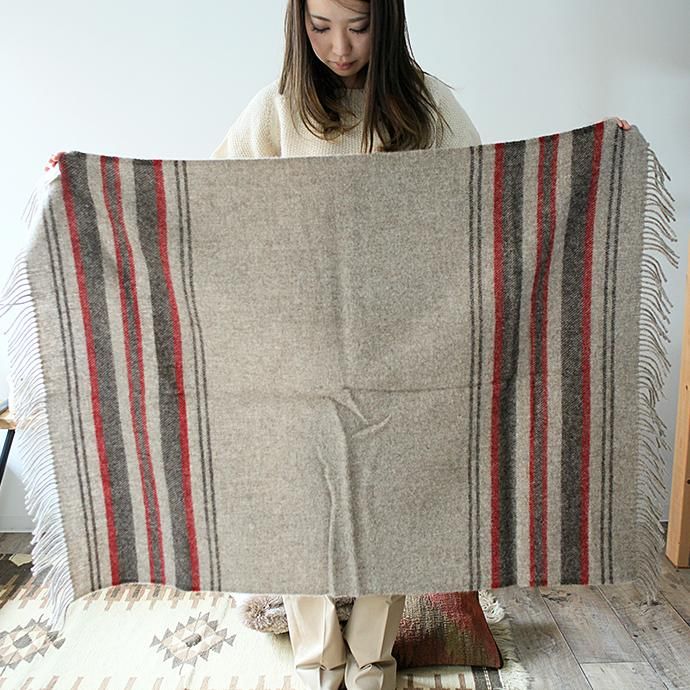 124739286 Silkeborg Plaids(シルケボー・プレイド) / ウール ニーラグ DANAJA - 0175 レッド<img class='new_mark_img2' src='//img.shop-pro.jp/img/new/icons47.gif' style='border:none;display:inline;margin:0px;padding:0px;width:auto;' /> 02
