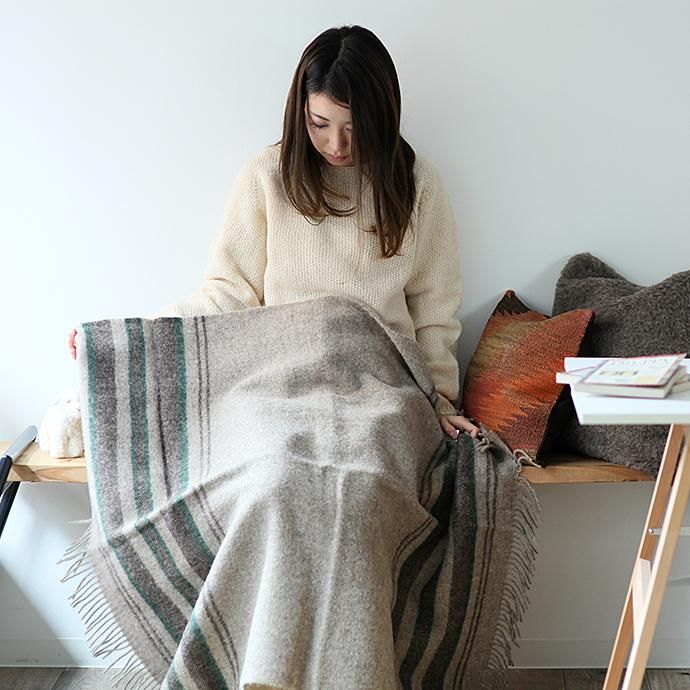 Silkeborg Plaids Silkeborg Plaids(シルケボー・プレイド) / ウール ニーラグ DANAJA - 0176 グリーン<img class='new_mark_img2' src='//img.shop-pro.jp/img/new/icons47.gif' style='border:none;display:inline;margin:0px;padding:0px;width:auto;' /> 02
