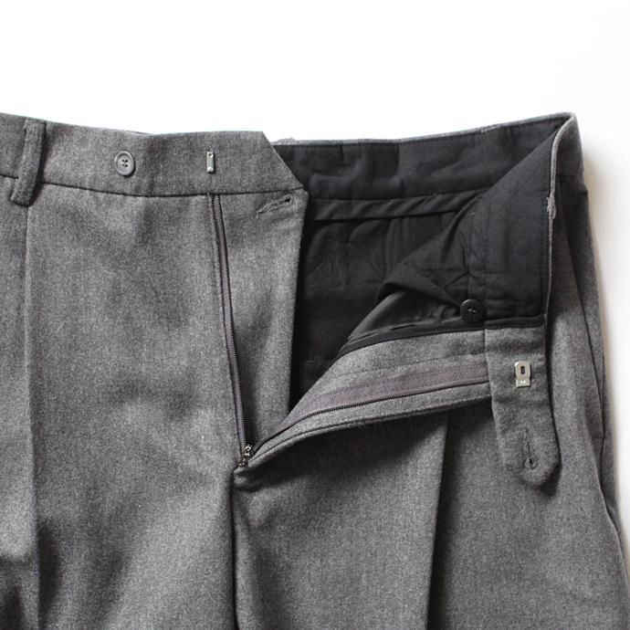 124833507 CEASTERS / 1 Pleat Trousers ワンタックウールパンツ - グレー 02