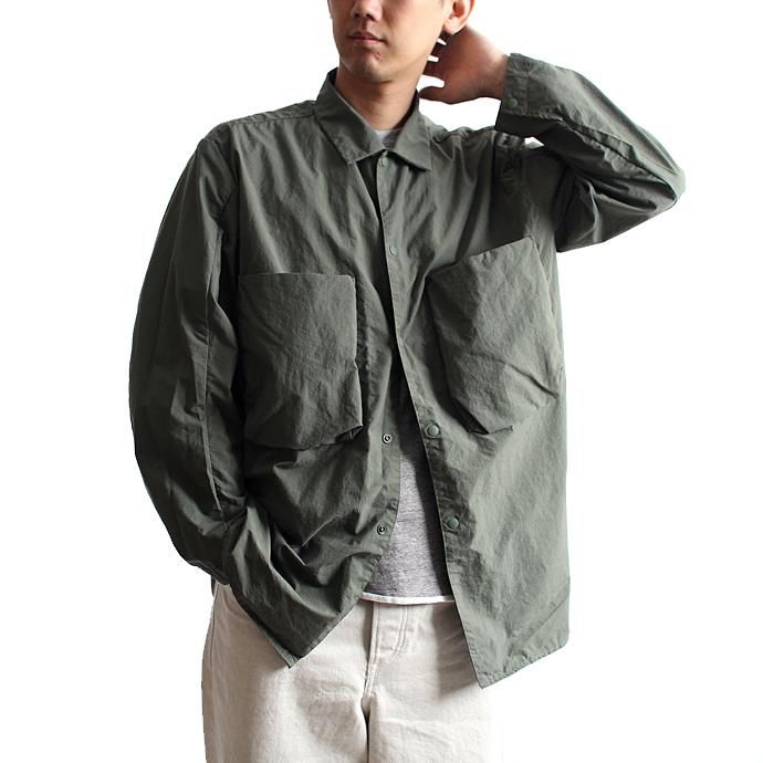 127510879 blurhms / Nylon Utility Shirt Jacket BHS-18SS006 - Khaki<img class='new_mark_img2' src='//img.shop-pro.jp/img/new/icons47.gif' style='border:none;display:inline;margin:0px;padding:0px;width:auto;' /> 01