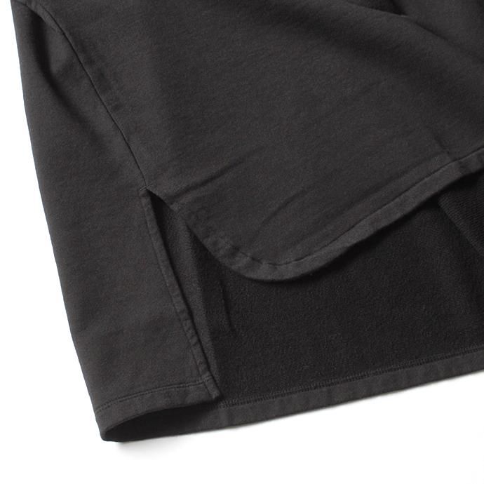 128495750 blurhms / French Terry Cut Off Box Tee BHS-18SS022 - Black<img class='new_mark_img2' src='//img.shop-pro.jp/img/new/icons47.gif' style='border:none;display:inline;margin:0px;padding:0px;width:auto;' /> 02