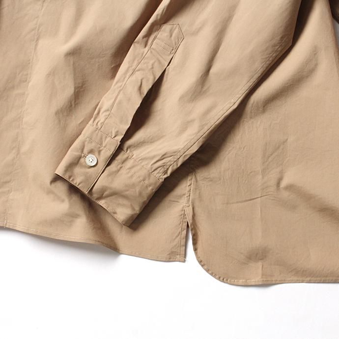 128993914 STILL BY HAND / ダブルポケット ストレッチシャツ SH0581 - ベージュ<img class='new_mark_img2' src='//img.shop-pro.jp/img/new/icons47.gif' style='border:none;display:inline;margin:0px;padding:0px;width:auto;' /> 02