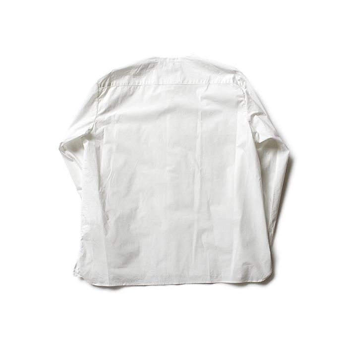 STILL BY HAND ダブルポケット ストレッチシャツ SH0581 - ホワイト<img class='new_mark_img2' src='//img.shop-pro.jp/img/new/icons47.gif' style='border:none;display:inline;margin:0px;padding:0px;width:auto;' /> 02