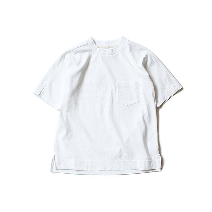 STILL BY HAND ワイドネック ポケットTシャツ CS0481 - ホワイト<img class='new_mark_img2' src='//img.shop-pro.jp/img/new/icons47.gif' style='border:none;display:inline;margin:0px;padding:0px;width:auto;' /> 01