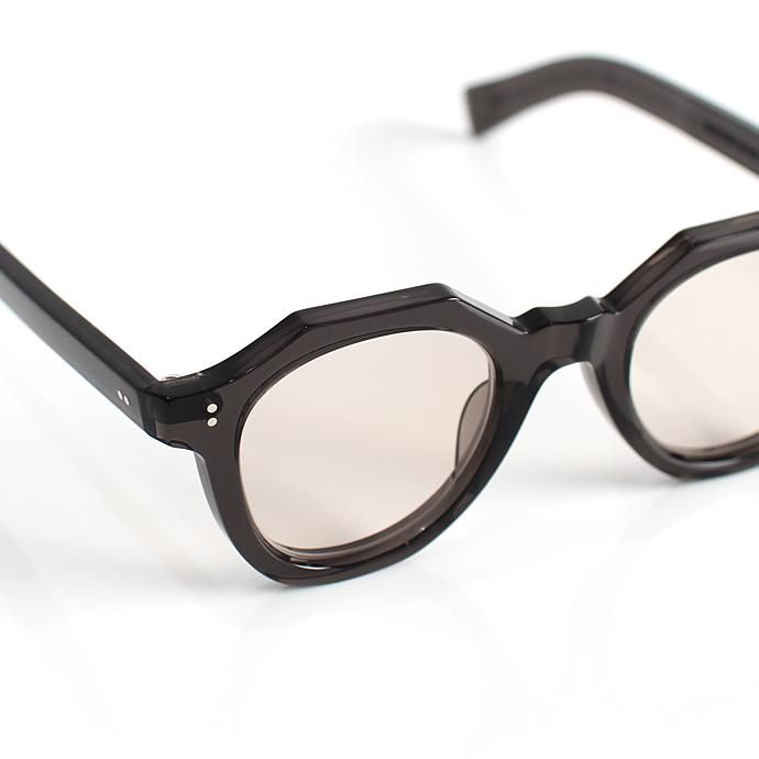 129651609 guepard / gp-02 - Grey シャドーブラウンレンズ<img class='new_mark_img2' src='//img.shop-pro.jp/img/new/icons47.gif' style='border:none;display:inline;margin:0px;padding:0px;width:auto;' /> 02