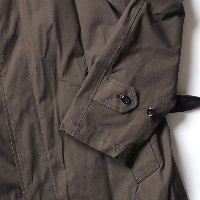 134898614 STILL BY HAND / シンサレートライナー付きフーデッドコート CO0783 - Brown 02
