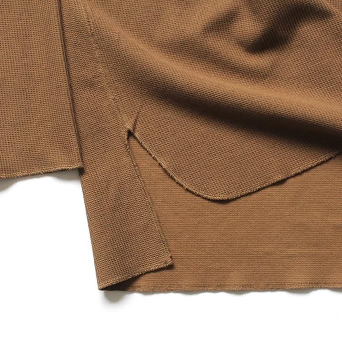 135103875 blurhms ROOTSTOCK / Rough & Smooth Thermal Loose Fit Over-neck L/S BHS-RKAW18002 - Coyote 02