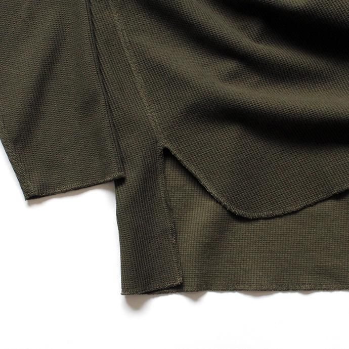 135103924 blurhms ROOTSTOCK / Rough & Smooth Thermal Loose Fit Over-neck L/S BHS-RKAW18002 - Olive 02