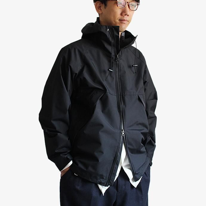135572560 Powderhorn Mountaineering / M. Hoody 3Lナイロン シェルマウンテンパーカー PH18AW-001 - Navy 02